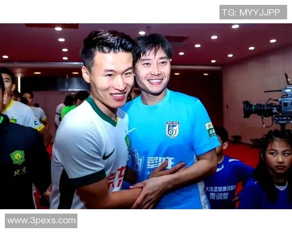 林良铭精彩远射助力大连英博赢得关键比赛胜利