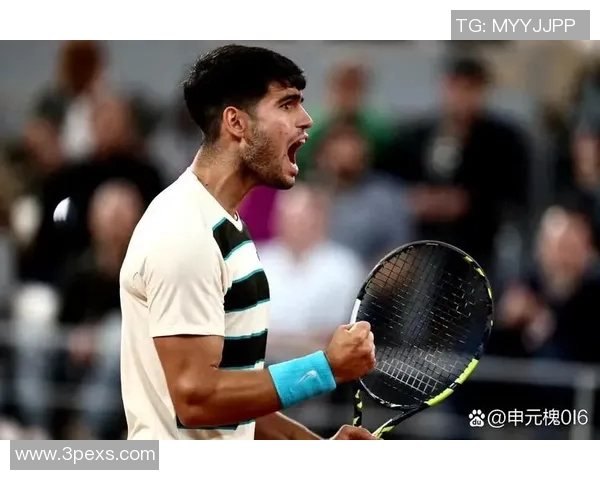 阿尔卡拉斯在决赛中展现绝佳状态成功夺冠引发球迷热烈欢呼