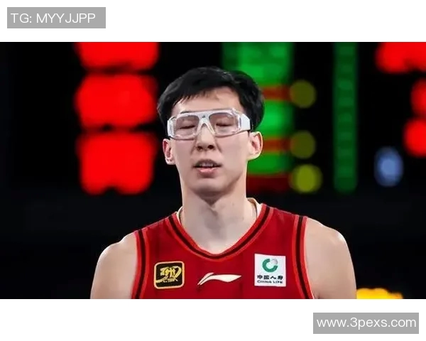 新疆周琦重返赛场展现实力引发球迷热议未来发展备受关注