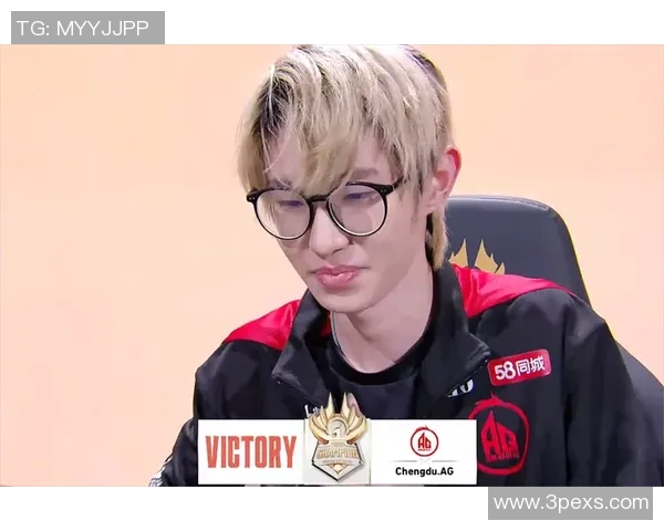 火箭击败雷霆，继续保持优势：热血燃烧，赛场决胜的背后故事